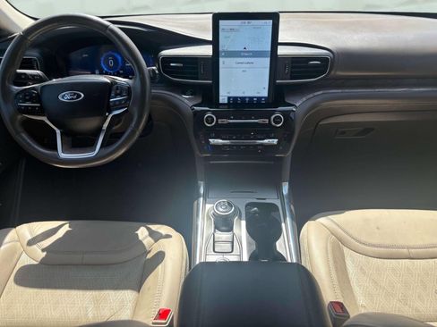 Used 2021 Ford Explorer Platinum w/ Equipment Group 601A image 33