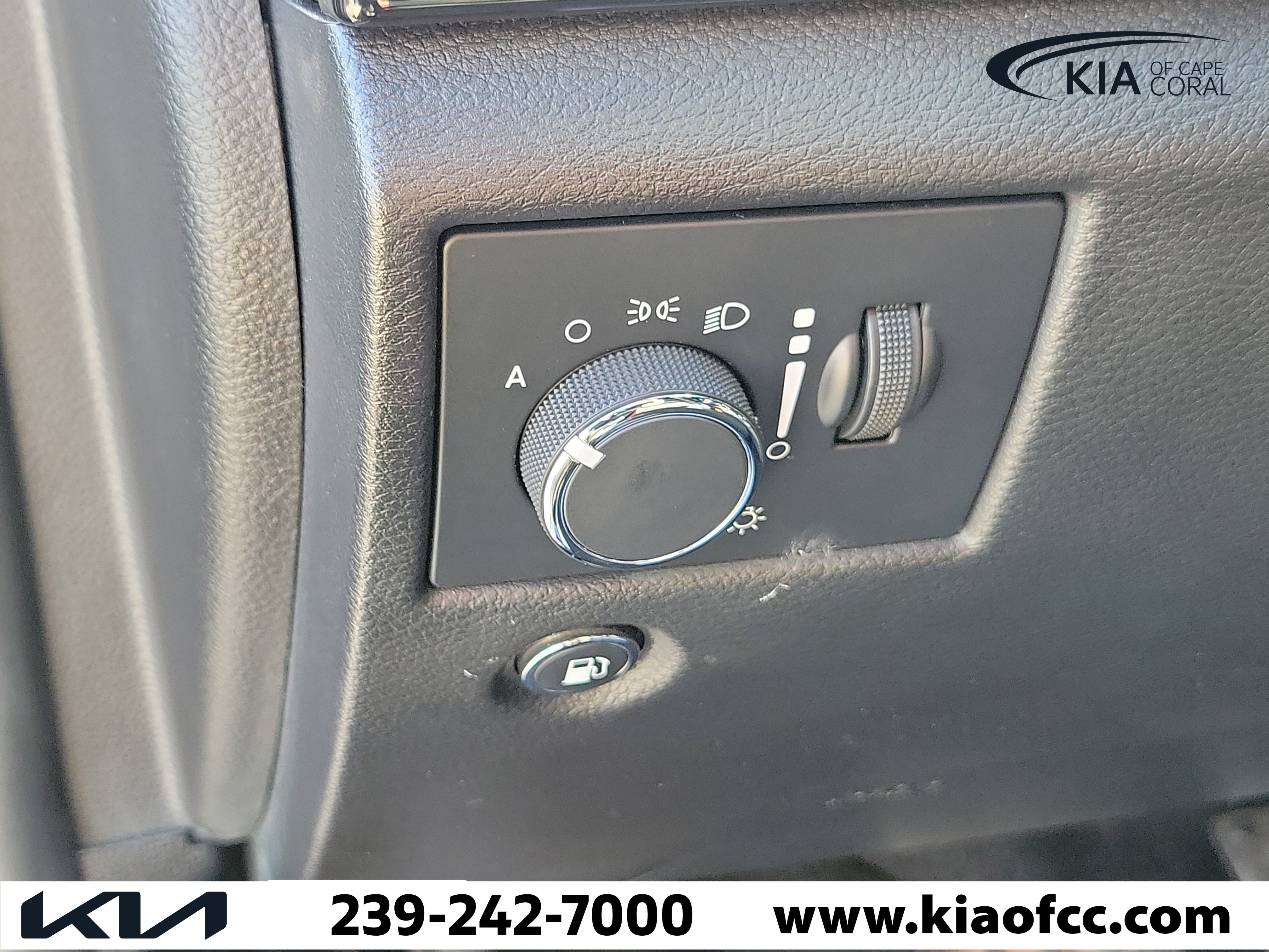 Used 2021 Jeep Grand Cherokee Trackhawk AWD/4WD image 26