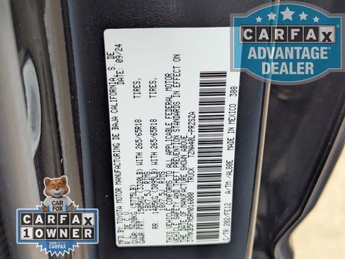 Used 2024 Toyota Tacoma TRD Sport image 30