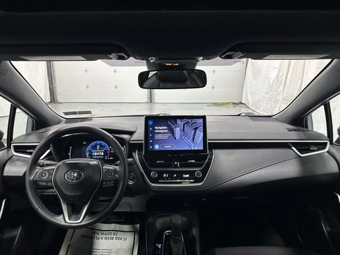 Used 2025 Toyota Corolla XSE image 42
