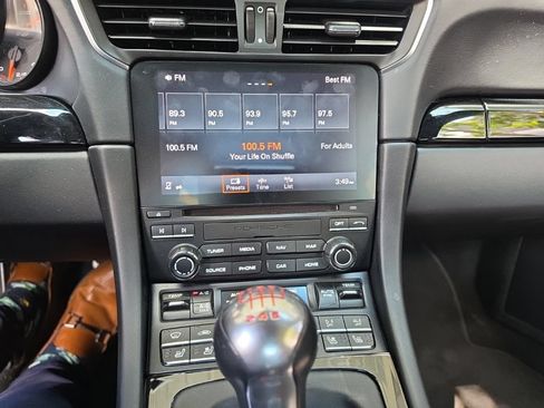 Used 2019 Porsche 911 Carrera T RWD image 11