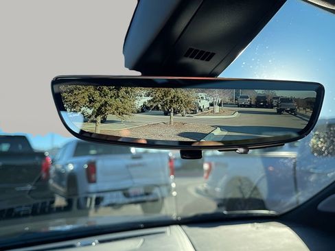 New 2025 Cadillac XT6 Sport w/ Technology Package image 34