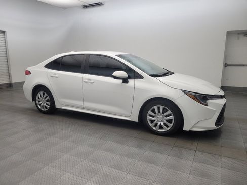 Used 2024 Toyota Corolla LE FWD image 11