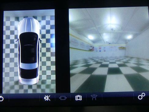 Used 2017 Jaguar XJ L Supercharged image 13