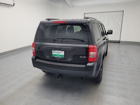 Used 2014 Jeep Patriot Sport w/ Power Value Group FWD image 7
