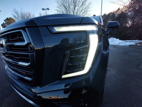 New 2026 GMC Yukon AT4 w/ AT4 Premium Plus Package image 34