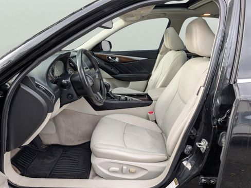 Used 2015 INFINITI Q50 Premium w/ Deluxe Touring Package image 27