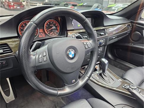 Used 2013 BMW 328i Convertible image 12