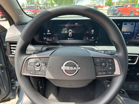 New 2026 Nissan Sentra SV FWD image 17