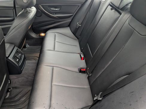 Used 2015 BMW 320i Sedan RWD image 22