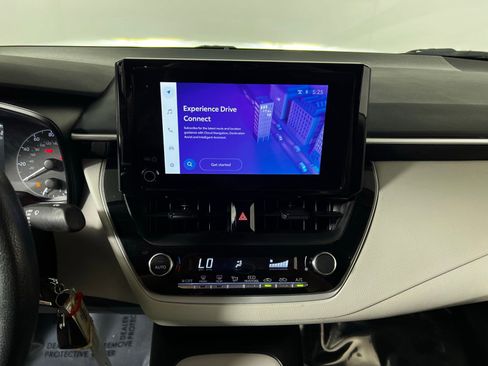 Certified 2025 Toyota Corolla LE FWD image 17