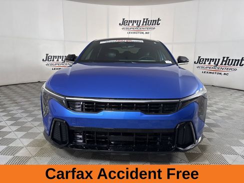 Used 2025 Kia K4 GT-Line w/ GT-Line Sunroof Package image 3