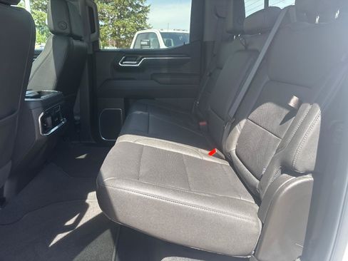 Used 2025 GMC Sierra 1500 SLT w/ SLT Premium Plus Package AWD/4WD image 33