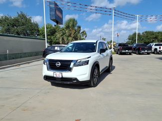 Used 2023 Nissan Pathfinder S FWD video 1