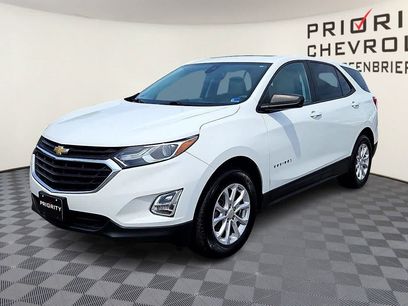 Used 2020 Chevrolet Equinox LS w/ LS Convenience Package