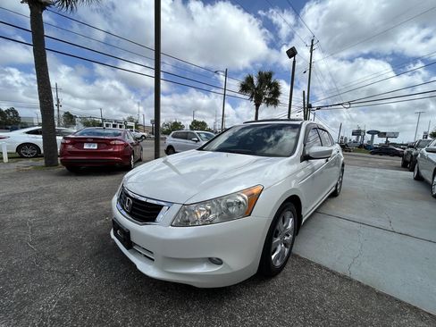 Used 2010 Honda Accord EX-L image 10