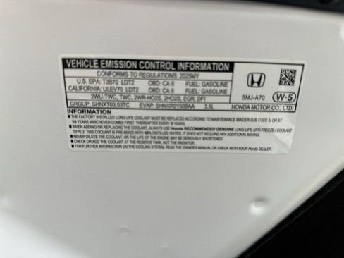 Used 2021 RAM 1500 Laramie image 33