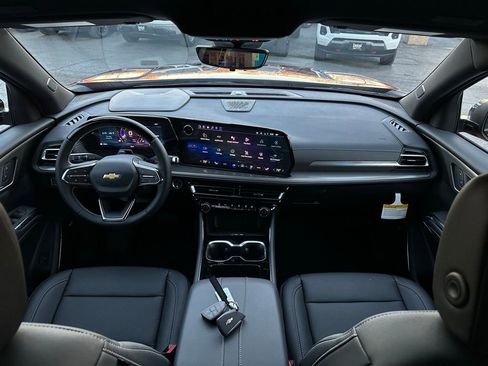 New 2026 Chevrolet Traverse LT w/ Enhanced Driving Package image 20