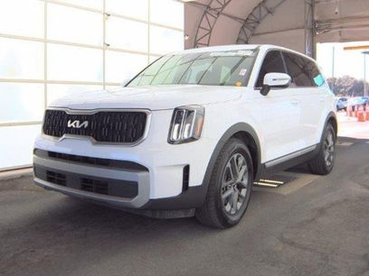 Used 2023 Kia Telluride LX