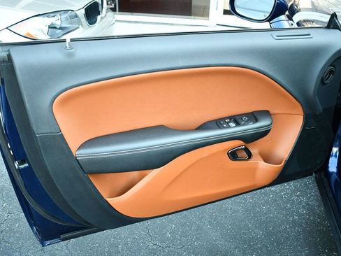 Used 2017 Dodge Challenger SRT Hellcat image 34