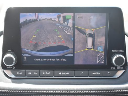 Used 2021 Nissan Rogue SL FWD image 26