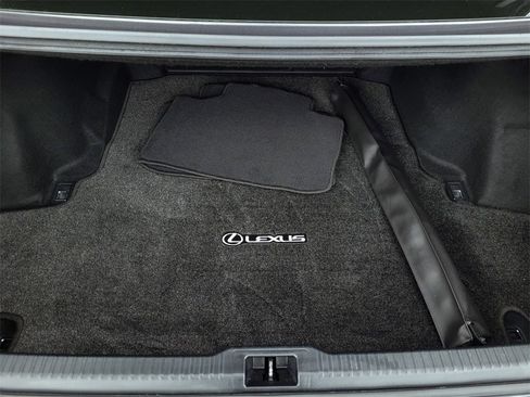 Used 2022 Lexus IS 300 AWD w/ Premium Package image 32