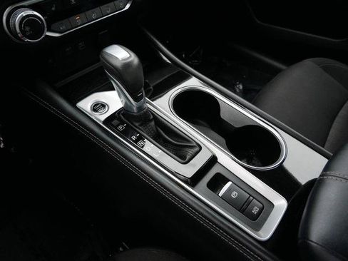 Certified 2023 Nissan Altima 2.5 SV w/ SV Premium Package AWD/4WD image 19