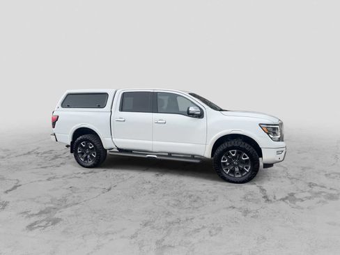 Used 2023 Nissan Titan Platinum Reserve w/ Moonroof Package image 2