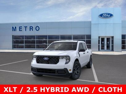 New 2025 Ford Maverick XLT w/ Equipment Group 301A