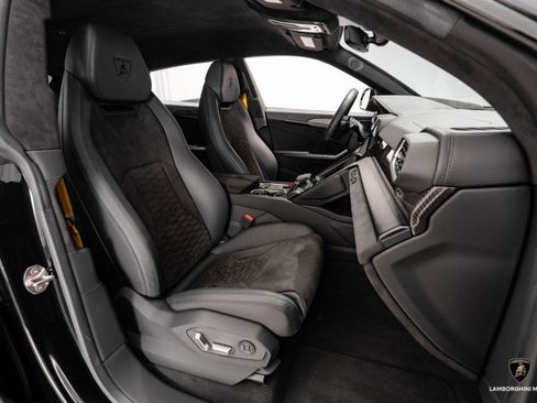 Used 2024 Lamborghini Urus S image 46