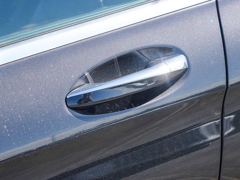 Used 2021 Mercedes-Benz GLC 300 image 10