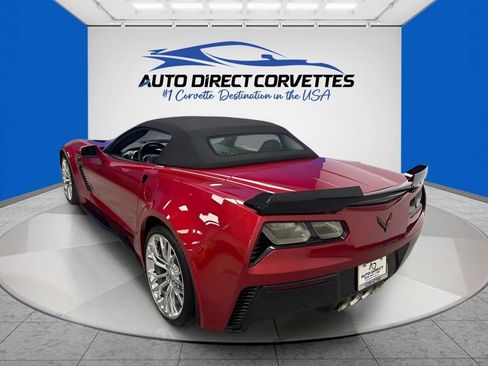Used 2015 Chevrolet Corvette Z06 w/ 3LZ Preferred Equipment Group RWD image 37