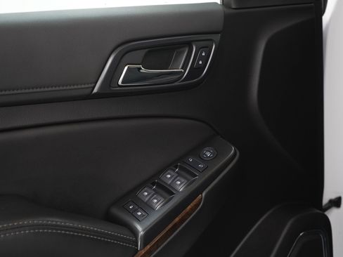 Used 2019 Chevrolet Tahoe LS AWD/4WD image 21