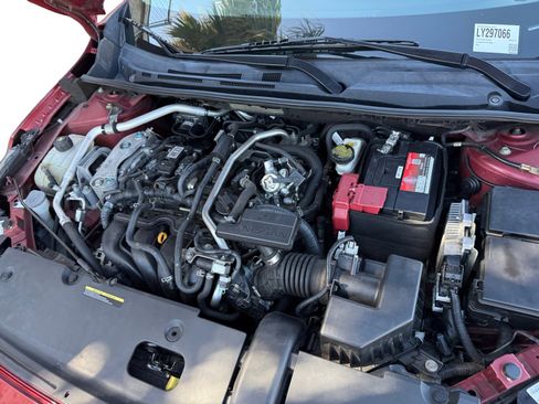 Used 2020 Nissan Sentra SV FWD image 12