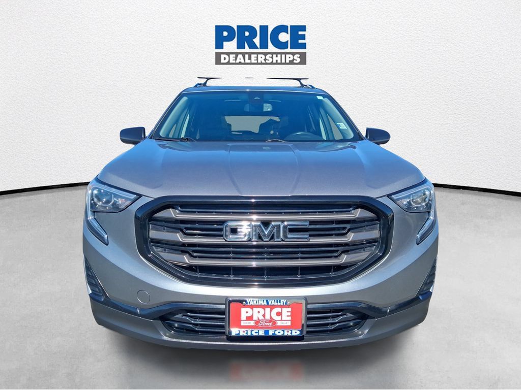 Used 2020 GMC Terrain SLE w/ Driver Convenience Package AWD/4WD image 4