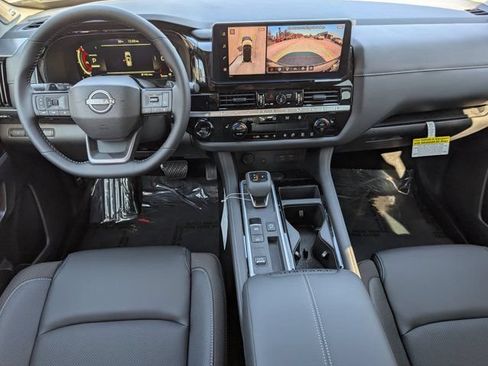 New 2026 Nissan Pathfinder SL w/ SL Premium Package FWD image 13