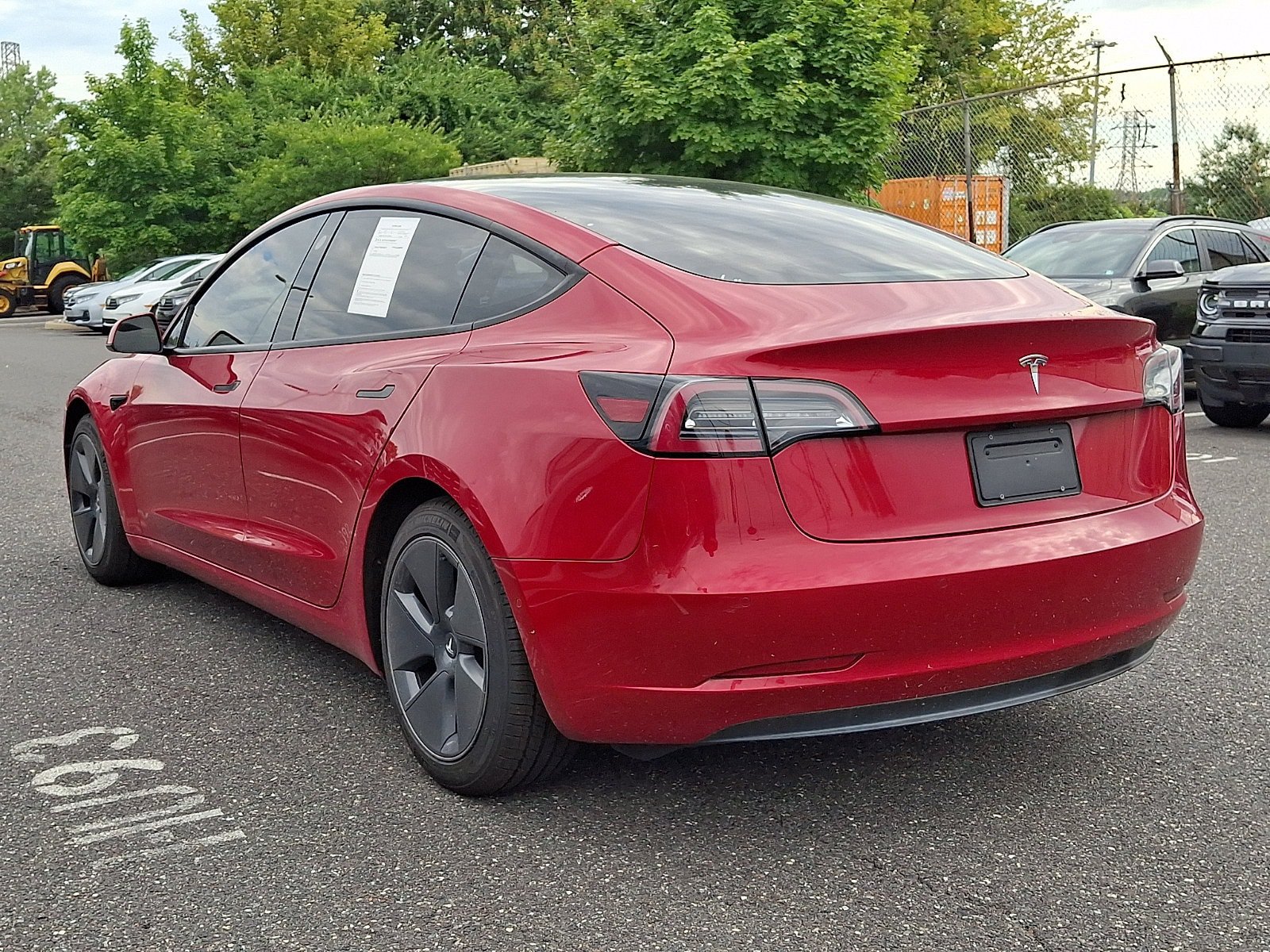 Used 2021 Tesla Model 3 Standard Range Plus RWD image 4