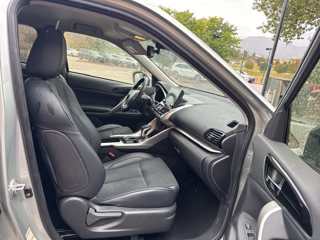 Used 2025 Mitsubishi Eclipse Cross SE AWD/4WD image 28