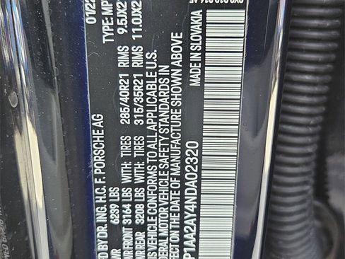 Used 2022 Porsche Cayenne image 47