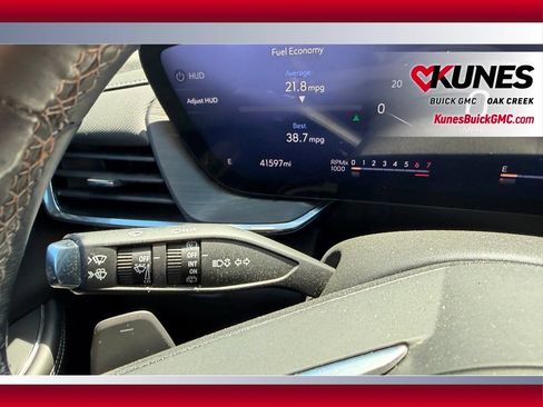Used 2024 Buick Envision Preferred AWD/4WD image 23