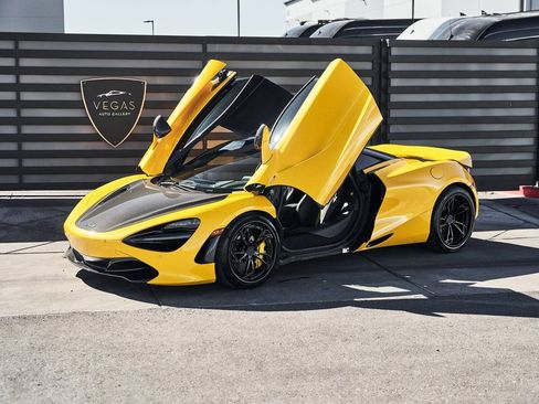 Used 2019 McLaren 720S RWD image 5