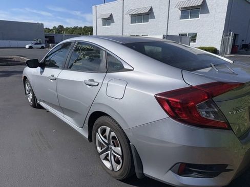 Used 2018 Honda Civic LX image 6