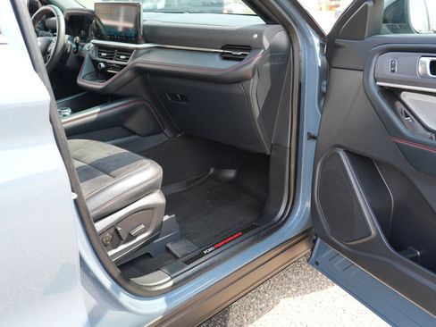 Used 2025 Ford Explorer ST w/ Sun And Sound Package AWD/4WD image 31