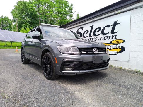 Used 2021 Volkswagen Tiguan SE R-Line AWD/4WD image 1