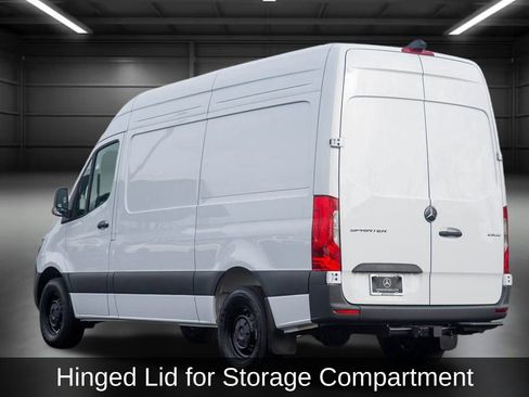 Used 2025 Mercedes-Benz Sprinter 2500 image 12