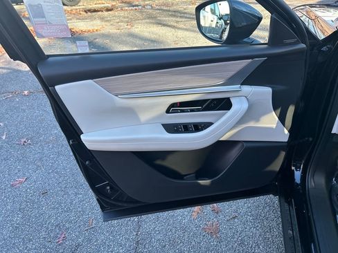 Used 2024 MAZDA CX-90 3.3 Turbo S w/ Premium Package image 15