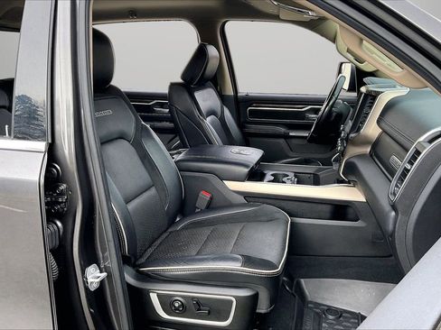 Used 2019 RAM 1500 Laramie image 23