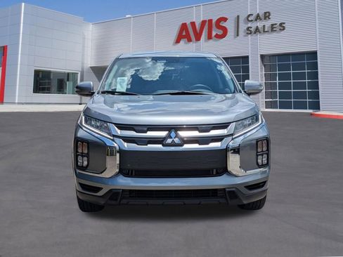 Used 2025 Mitsubishi Outlander Sport SE AWD/4WD image 2