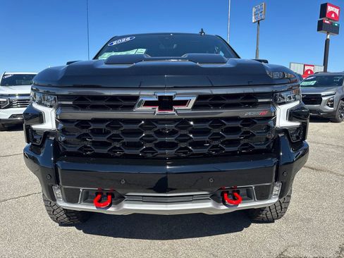 New 2026 Chevrolet Silverado 1500 ZR2 image 12