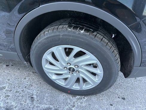 New 2026 Lincoln Corsair Premiere image 6